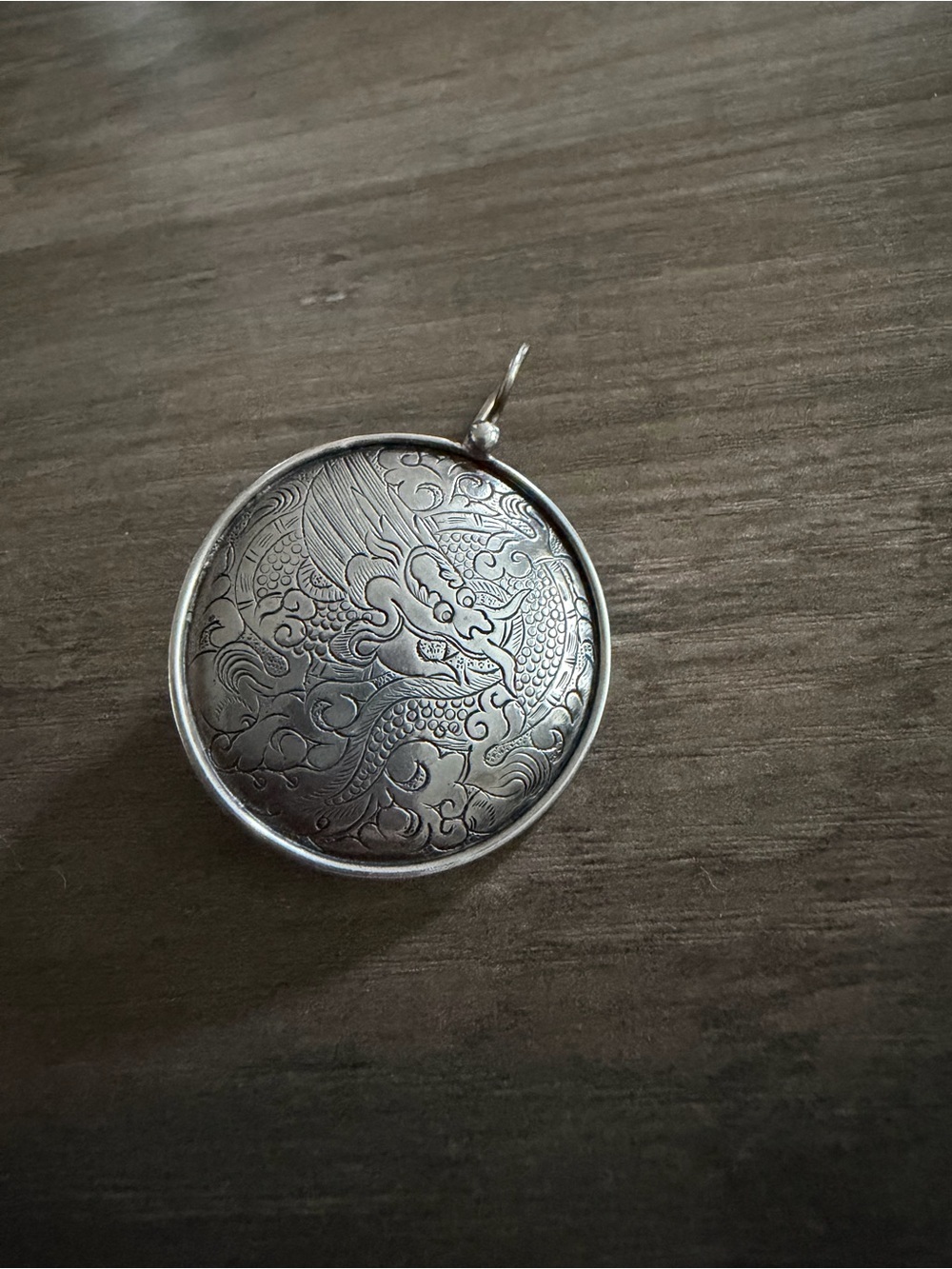Silpada Etched Dragon Earrings - Picture 4 of 6